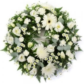 Classic White Wreath